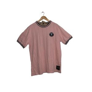 ⭐️ FOOTBALL TOWN t-shirt M GOAT in Pink